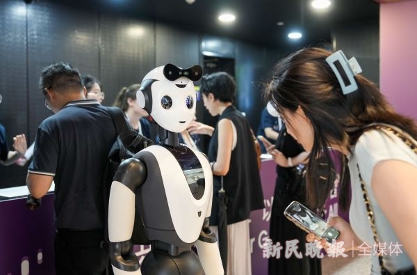 2024世界人工智能大會｜具身智能+人形機器人通用人工未來已來(圖1)