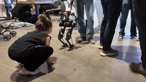 必一運動科技：殺瘋了！RoboCup世界冠軍一場未輸連灌34球團隊旗下全開源人形機器人僅售8千！(圖11)