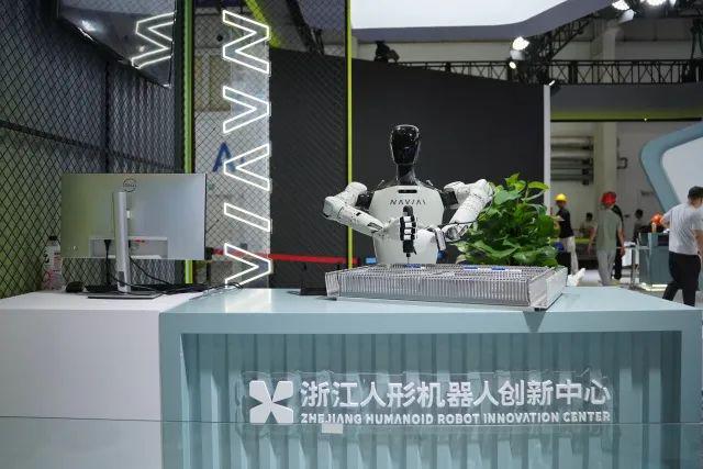 必一智能運(yùn)動(dòng)科技：成果亮相2024世界機(jī)器人大會(huì)杭甬?dāng)y手競(jìng)逐人形機(jī)器人賽道(圖2)
