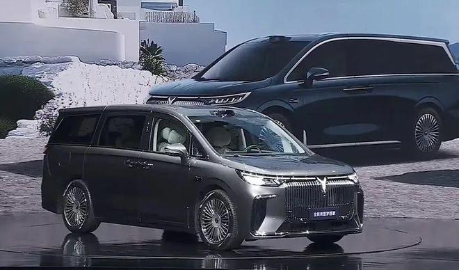 “智駕平權”落實到MPV！全新嵐圖夢想家乾崑版再添兩大新版型(圖6)